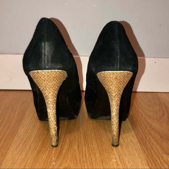 Steve Madden | Black/Gold Heals | Size 7.5 - Picture 4 of 8
